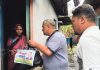 উত্তর পতেঙ্গায় পানিবন্দি পরিবারের মাঝে শুকনো খাবার বিতরণ
