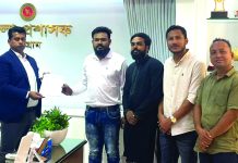 চাকরি স্থায়ীকরণের দাবিতে মাস্টাররোলের কর্মচারীদের স্মারকলিপি