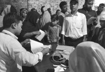পেকুয়ায় বন্যাকবলিত এলাকায় চিকিৎসা ক্যাম্প ও ওষুধ বিতরণ
