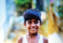 ১৩ বছরের কিশোর চালাচ্ছিল ট্রলি, দুর্ঘটনায় মৃত্যু