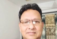 প্রজন্ম হারিয়ে যাচ্ছে অশালীনতার অন্ধকারে!