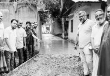প্রতিমন্ত্রী মীর হেলালের সহযোগিতা, বুড়িশ্চরে সড়ক সংস্কার