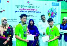 ব্যাডমিন্টন বালক এককে চ্যাম্পিয়ন ও দ্বৈতে রানার্স আপ চট্টগ্রাম অঞ্চল