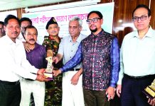চট্টগ্রাম মেডিকেল বিশ্ববিদ্যালয়ে জুলাই শহীদ পরিবার ও আহতদের সম্মাননা