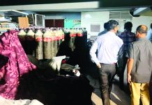 নগরে যানজটের কারণ বেসরকারি হাসপাতাল ও ডায়াগনস্টিক সেন্টারের অপর্যাপ্ত পার্কিং