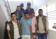 পটিয়ায় পাহাড় থেকে দুই অস্ত্রধারী গ্রেপ্তার, দেশীয় অস্ত্র উদ্ধার