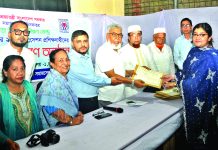শহর সমাজসেবার প্রশিক্ষণার্থীদের সনদপত্র বিতরণ