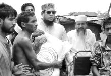 বন্যার্তদের মাঝে তালিমে হিজবুল্লাহ মহানগরের ত্রাণ বিতরণ