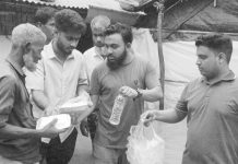 ইউনিটি স্পার্ক-ইউএসের ত্রাণ বিতরণ