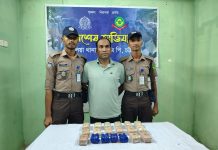 বডি ক্যামেরা চালু রেখেই বাকলিয়া পুলিশের অভিযান