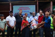 রাঙ্গুনিয়ার বন্যাদুর্গত মানুষের পাশে পার্কভিউ হসপিটাল লিমিটেড
