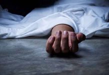 পুকুরে রিকশাচালকের লাশ