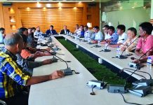 শিক্ষাবোর্ড চেয়ারম্যানের সাথে ক্রীড়া সংগঠক ও সাবেক খেলোয়াড়দের মতবিনিময়