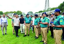 সিএমপি কমিশনারের স্টেডিয়াম পরিদর্শন