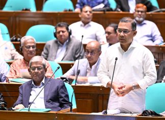 চট্টগ্রাম বন্দরের কাজে জড়িত দুর্নীতিবাজদের ছাড় নেই