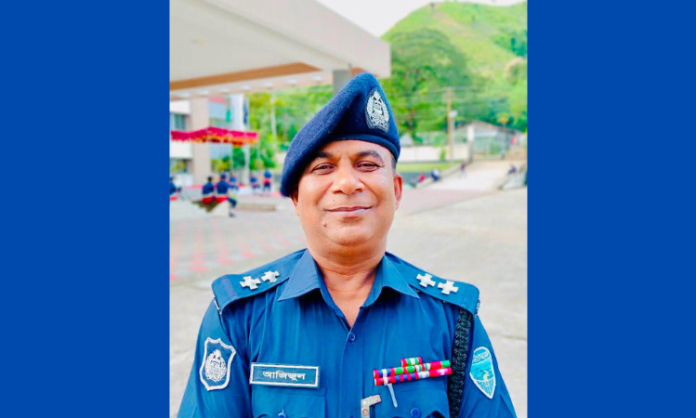 রাস্তায় ফেলে স্ত্রীকে প্রকাশ্যে জবাই করে হত্যা