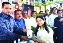 চকবাজার থানা বিএনপির উদ্যোগে জিপিএ-৫ প্রাপ্ত শিক্ষার্থীদের সংবর্ধনা