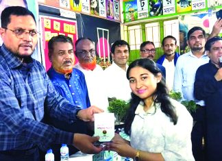 চকবাজার থানা বিএনপির উদ্যোগে জিপিএ-৫ প্রাপ্ত শিক্ষার্থীদের সংবর্ধনা