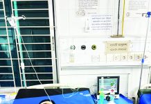 আঁর মামু কডে, তারে ত আঁত্তুন আদর গরা পরিবু