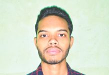 চট্টগ্রাম নগরীতে যত্রতত্র পোস্টার লাগানো বন্ধ করা হোক