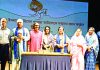 উস্তাদ আজিজুল ইসলাম ও খালেদা আউয়ালকে সম্মাননা প্রদান