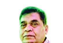 নানা সুতার নকশা