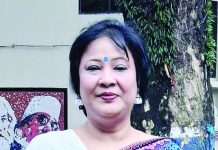কন্যা সন্তান হলেই পাত্রস্থ করতেই হবে