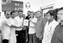 নৌ প্রকৌশল বিভাগের উপ-প্রধান প্রকৌশলীর সাথে মেরিন ঠিকাদার মালিক সমিতির মতবিনিময়
