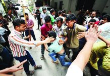 জবি, ঢাকা কলেজ ও আলিয়া মাদ্রাসায় শিবির-ছাত্রদল সংঘর্ষ, আহত ৯৭