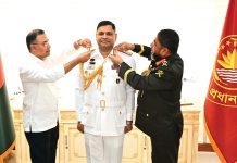 অ্যাডমিরাল র্যাংক ব্যাজ পেলেন নৌপ্রধান