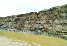সাঙ্গুর ভাঙনে এক মাসে শতাধিক একর আবাদি জমি বিলীন