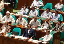 সংসদে প্রধানমন্ত্রীর পাশের আসনে সালাহউদ্দিন