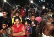 রাউজানে পুলিশকে ধাওয়া দিল উত্তেজিত জনতা