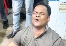 মধ্যরাতে থানার সামনে এএসআইয়ের নাচ-গানের ভিডিও ভাইরাল