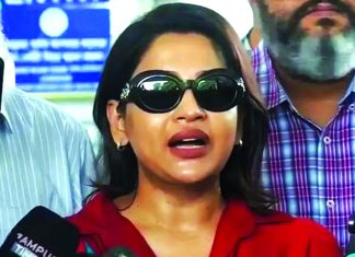 হামলাকারীরা আসলে প্রবাসে নিজেদের অবস্থানটাকেই অনিরাপদ করছে : দেশে ফিরে বাঁধন