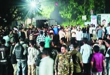চবিতে হলের সিট নিয়ে পাল্টাপাল্টি অভিযোগ