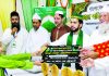 বিজয়ীদের মাঝে পুরস্কার বিতরণ