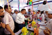 কাটিরহাট উচ্চ বিদ্যালয়ে বিজ্ঞান প্রকল্প প্রদর্শনী