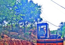 পাহাড়তলীর সন্দ্বীপ কলোনিতে নির্বিচারে কাটা হচ্ছে পাহাড়