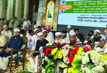 মাইজভাণ্ডার শরীফে ঈদে মিলাদুন্নবী (সা.) মাহফিল