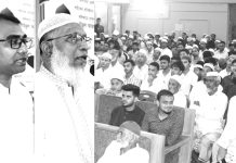 রাউজানে মুনিরীয়া যুব তবলীগ কমিটির এশায়াত সেমিনার ও শিক্ষার্থী সংবর্ধনা