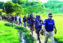 জঙ্গল সলিমপুরে আইনশৃঙ্খলা বাহিনীর তিন শতাধিক সদস্যের সমন্বয়ে অভিযান