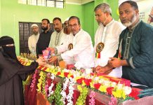 সাতকানিয়ায় আঞ্জুমানে ইসলামিয়া আদর্শ মহিলা মাদরাসার কৃতী শিক্ষার্থী সংবর্ধনা