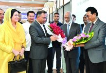 জাতিসংঘ সফর শেষে দেশে ফিরেছেন প্রধানমন্ত্রী