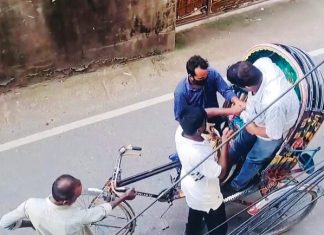 সতীশ বাবু লেনের সেই ছিনতাইয়ের ঘটনায় গ্রেফতার ১