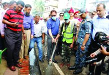 ডেঙ্গু রুখতে আগাম প্রতিরোধমূলক ব্যবস্থায় জোর মেয়রের
