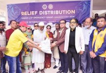 বন্যায় ক্ষতিগ্রস্ত বাঁশখালীবাসীর পাশে লায়ন্স ইন্টারন্যাশনাল