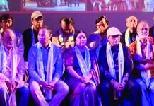 নোলকজানের পালা মঞ্চস্থ ৪০ নাট্যকর্মীকে সংবর্ধনা