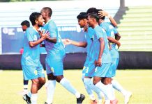 পুলিশের জয়রথ থামল দাপুটে জয় আবাহনীর