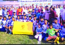 আকুবদন্ডীকে হারিয়ে রামপুর চ্যাম্পিয়ন স্টেজে অনাহূতদের উপস্থিতি ছিল দৃষ্টিকটু